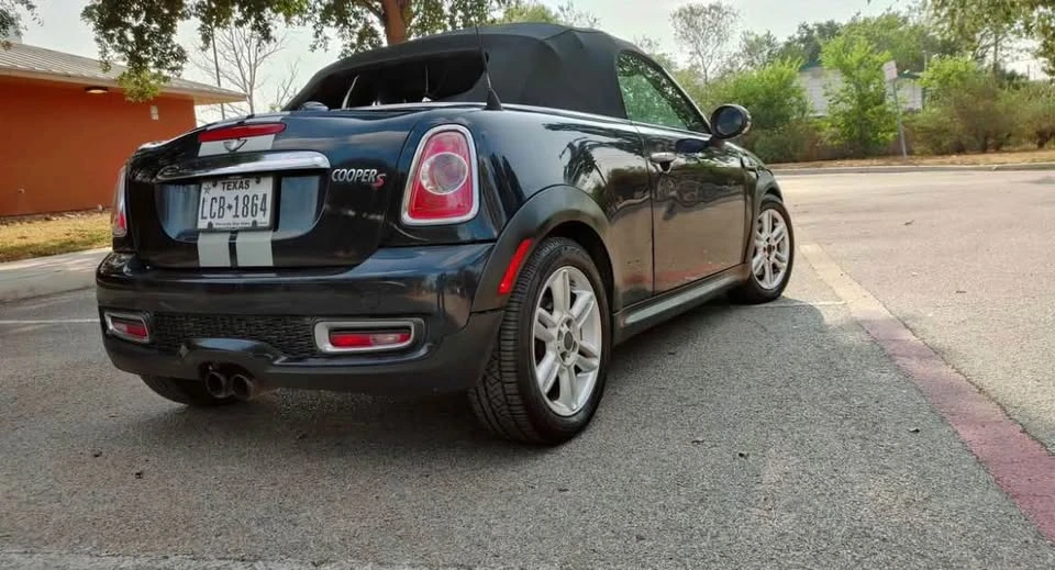 2013 Mini Coupe & Roadster - Image 2 of 6