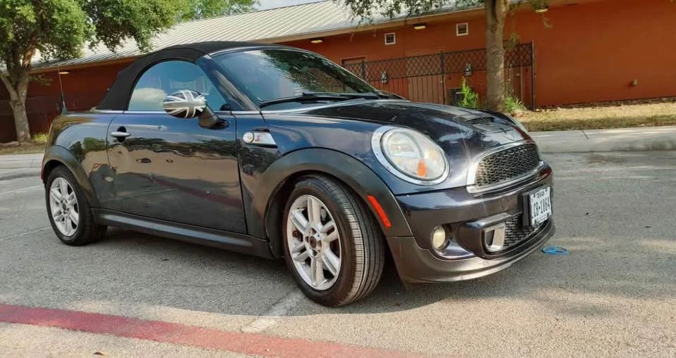 2013 Mini Coupe & Roadster - Image 5 of 6