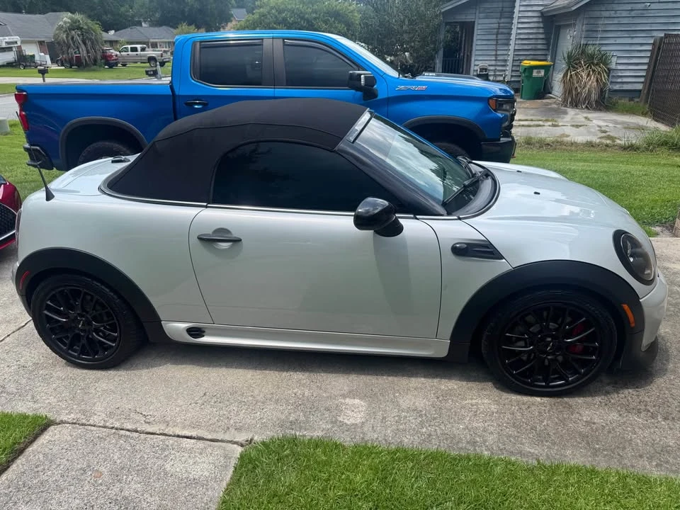 2013 Mini Coupe & Roadster - Image 2 of 9