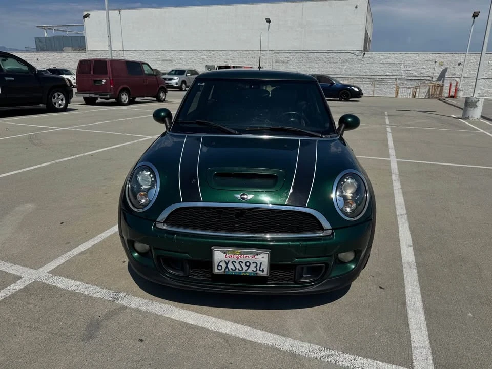 2013 Mini Mini 2nd Gen - Image 2 of 15