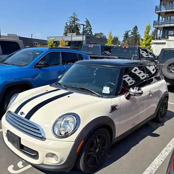 2013 MINI Cooper Hardtop Baker Street