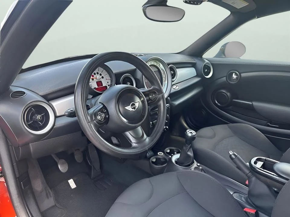 2013 Mini Coupe & Roadster - Image 17 of 20