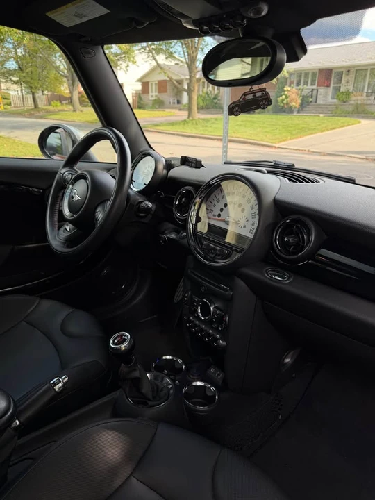 2013 Mini Mini 2nd Gen - Image 4 of 7