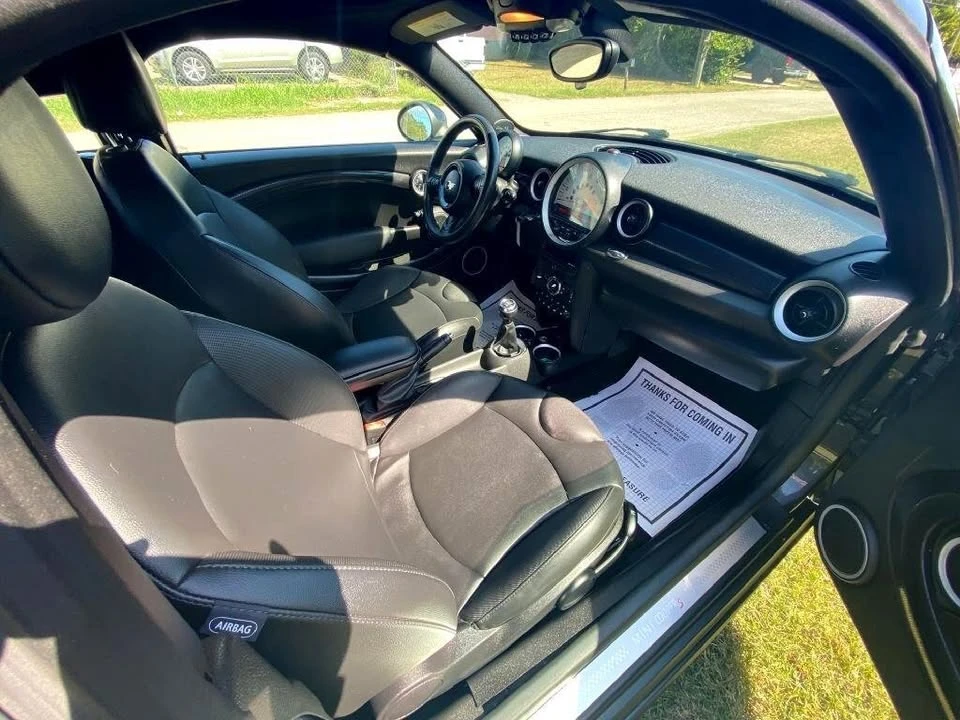 2013 Mini Coupe & Roadster - Image 12 of 18
