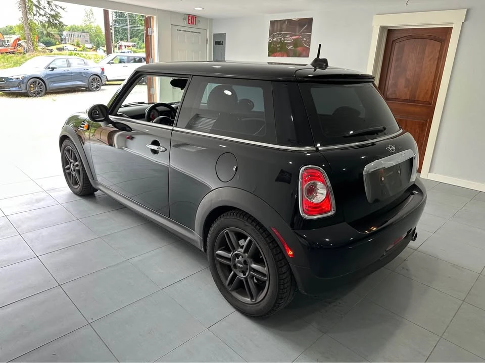 2013 Mini Mini 2nd Gen - Image 2 of 11