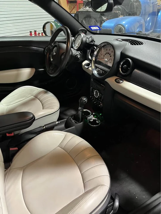 2013 Mini Coupe & Roadster - Image 11 of 11