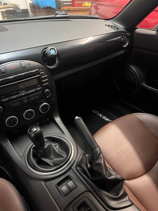 2013 Mazda NC MX-5 Miata - Image 4 of 4