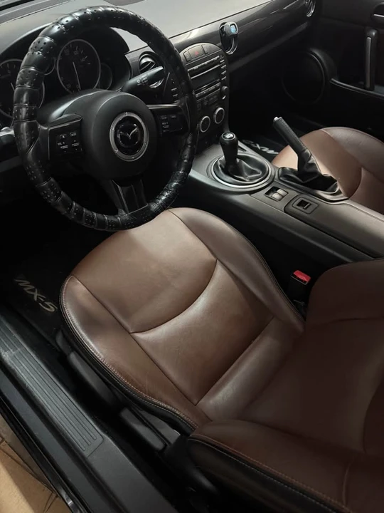 2013 Mazda NC MX-5 Miata - Image 3 of 4
