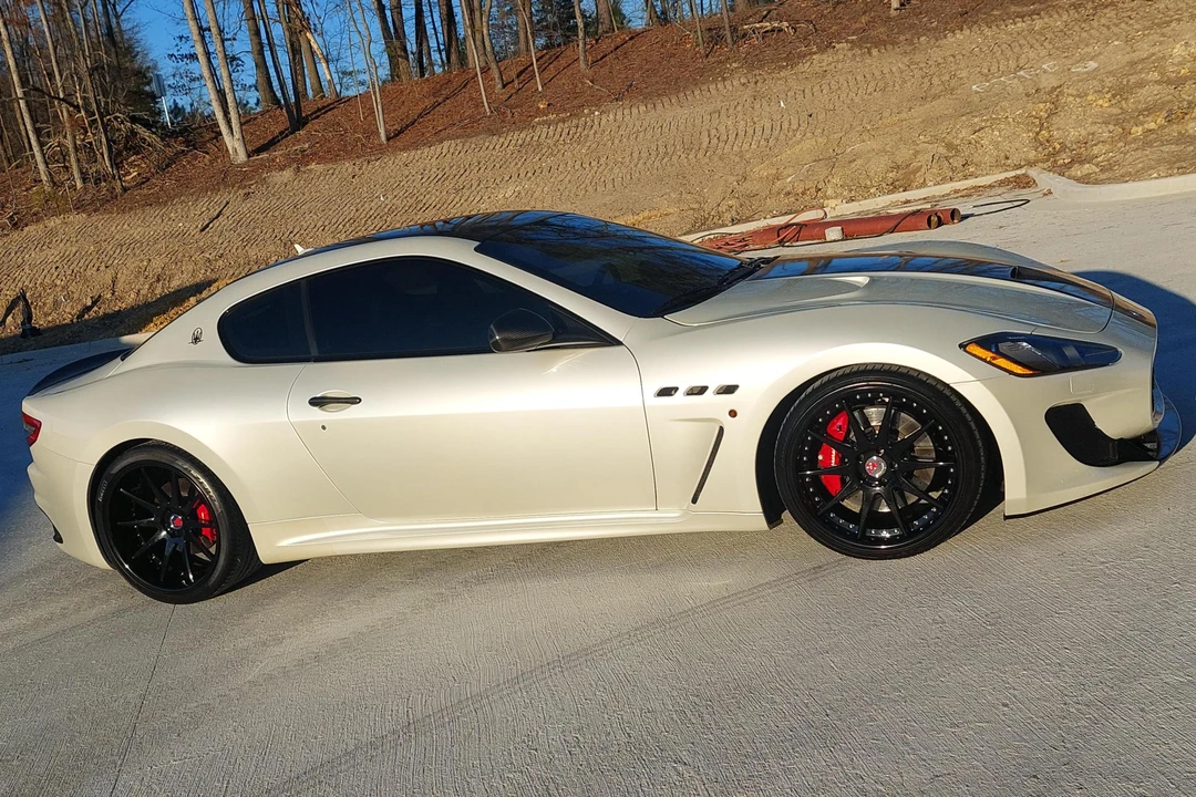 2013 Maserati GranTurismo 1st Gen - Image 15 of 31