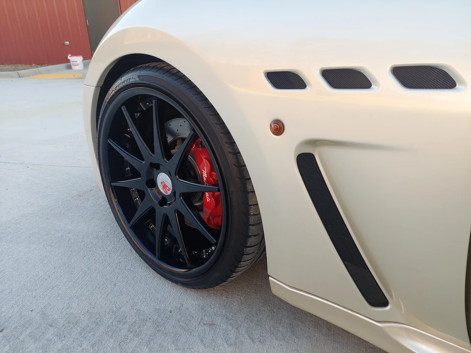2013 Maserati GranTurismo 1st Gen - Image 22 of 31