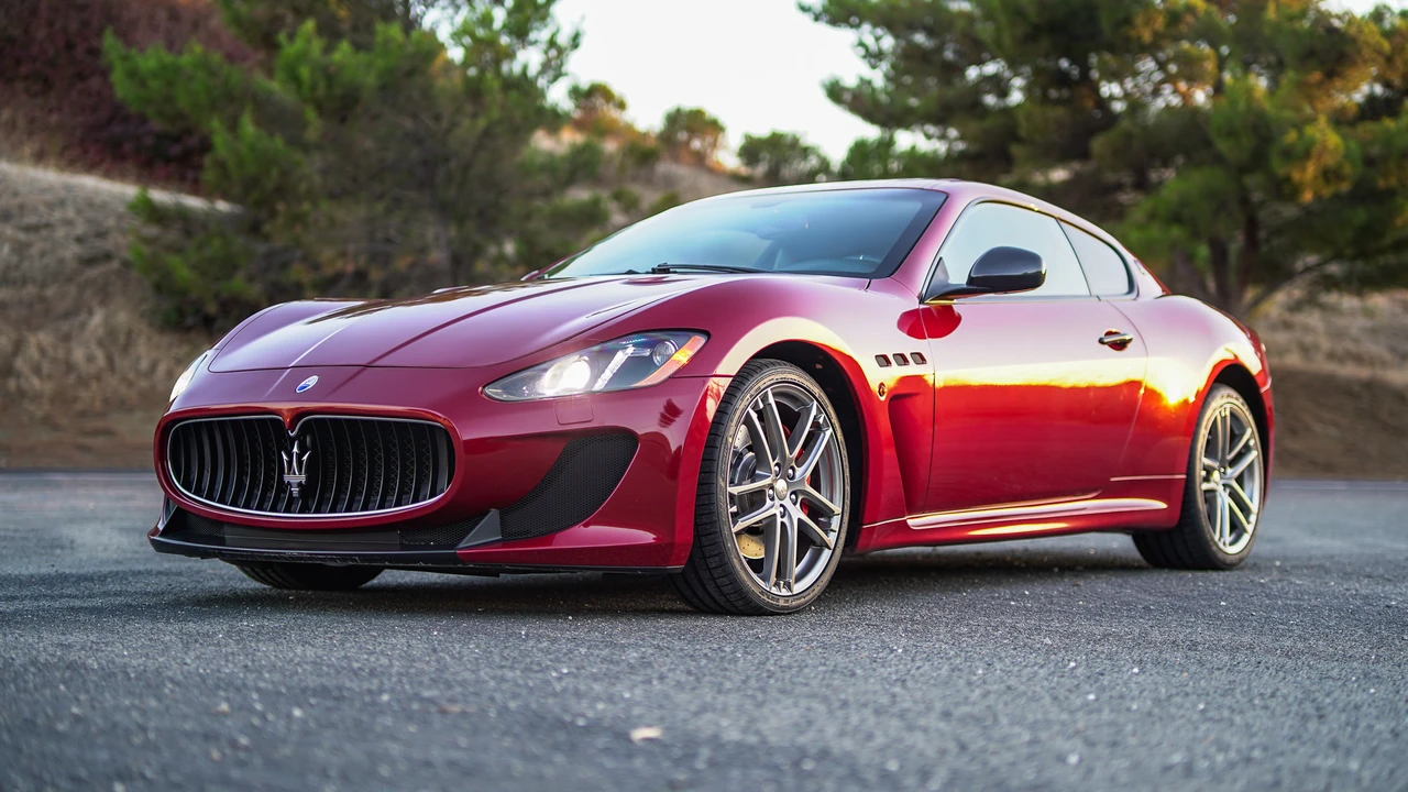 2013 Maserati GranTurismo MC Stradale - Image 8 of 31