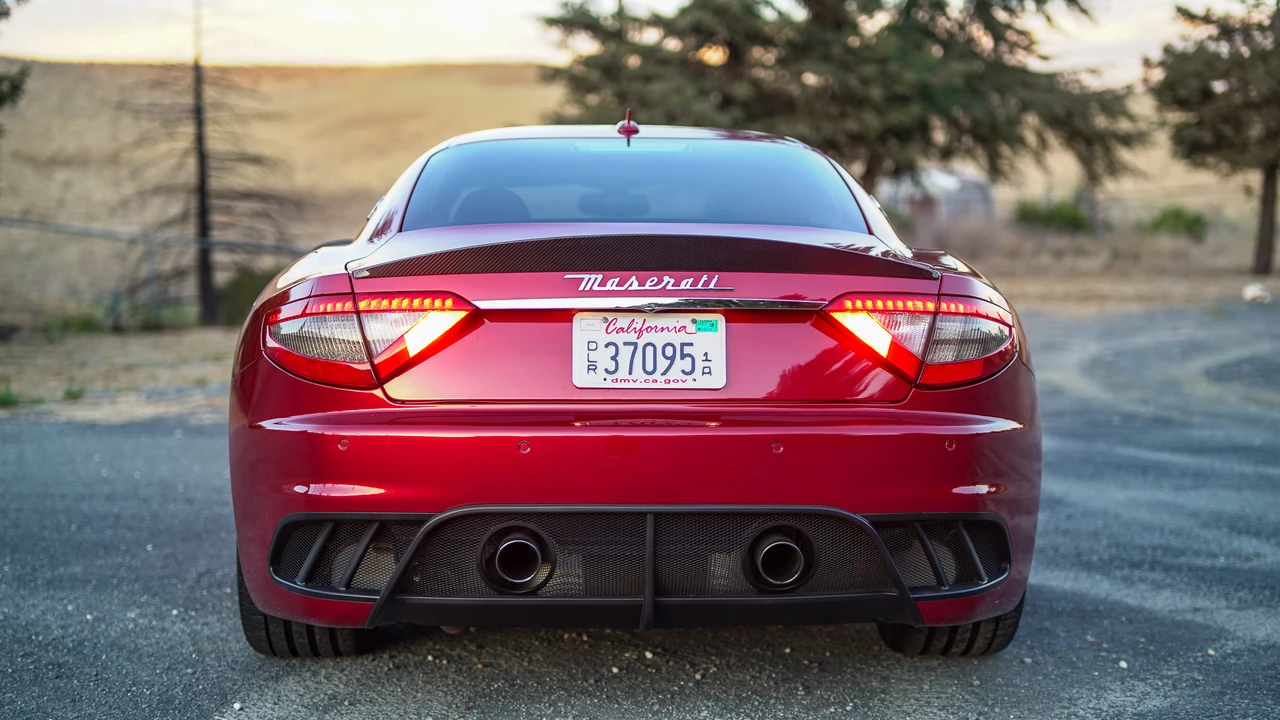 2013 Maserati GranTurismo MC Stradale - Image 19 of 31