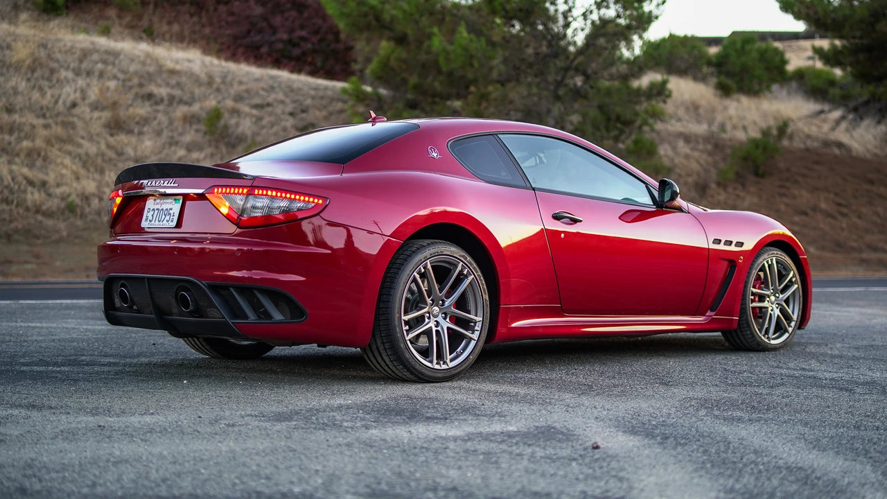 2013 Maserati GranTurismo MC Stradale - Image 23 of 31