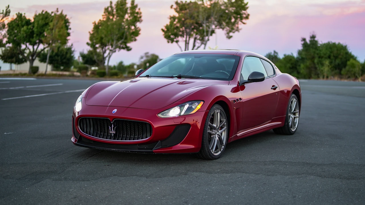 2013 Maserati GranTurismo MC Stradale - Image 5 of 31