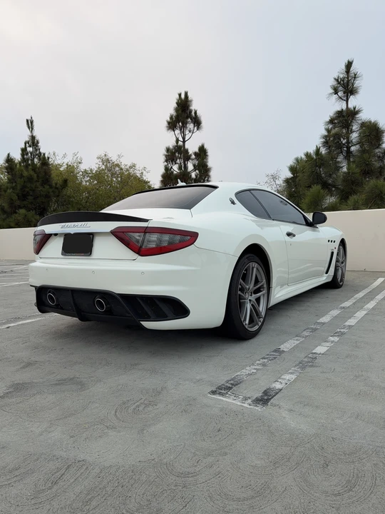 2013 Maserati GranTurismo MC Stradale - Image 9 of 31