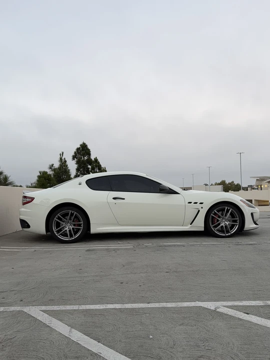 2013 Maserati GranTurismo MC Stradale - Image 8 of 31