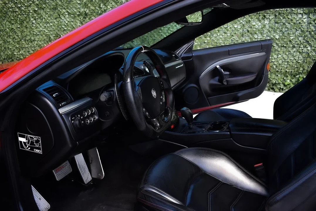 2013 Maserati GranTurismo 1st Gen - Image 25 of 30