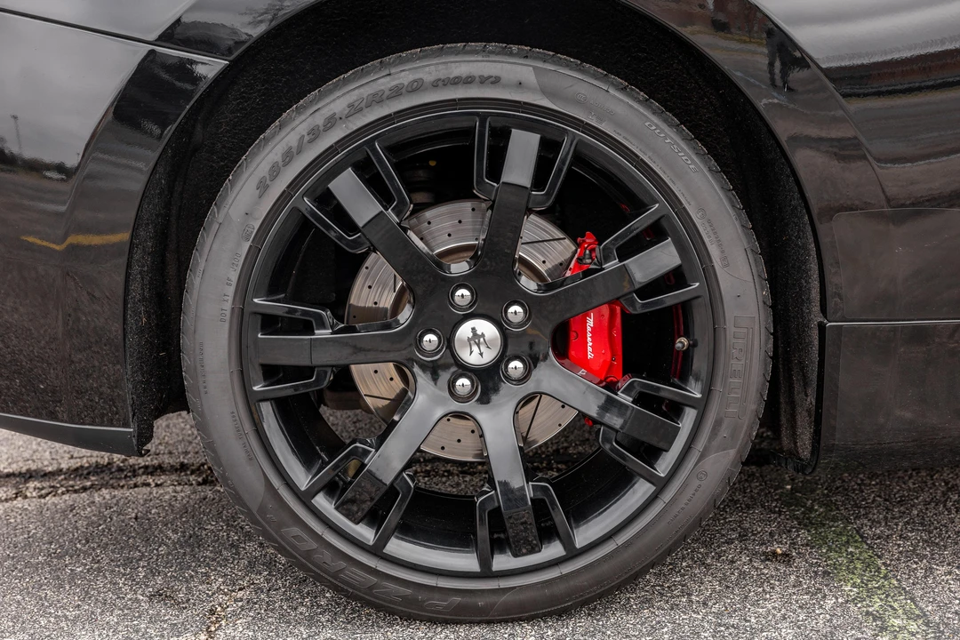 2013 Maserati GranTurismo 1st Gen - Image 22 of 31