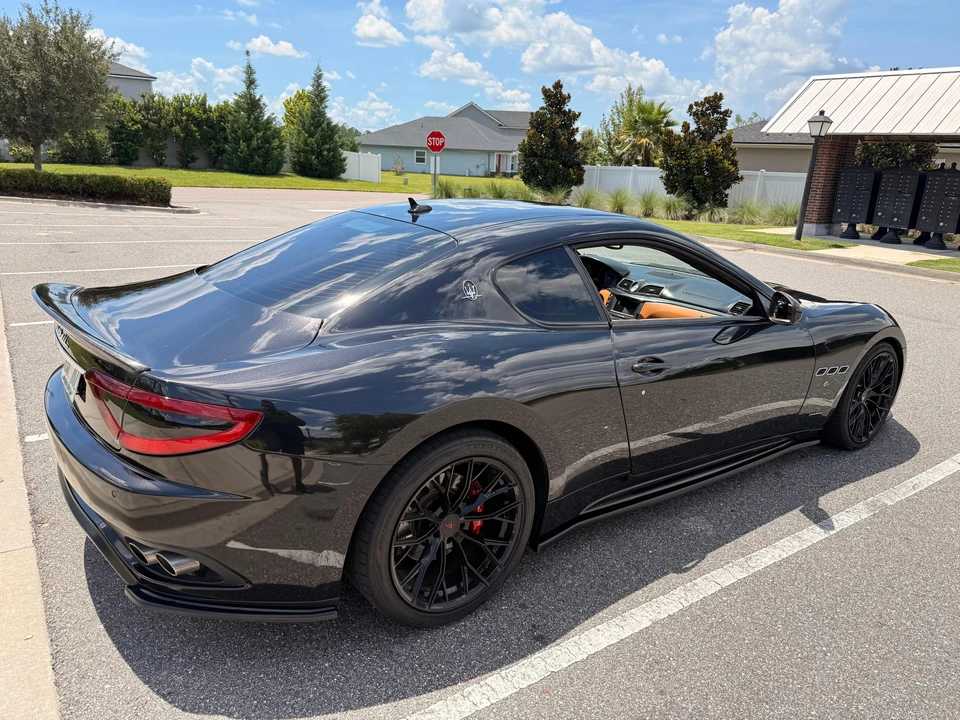 2013 Maserati GranTurismo 1st Gen - Image 15 of 31