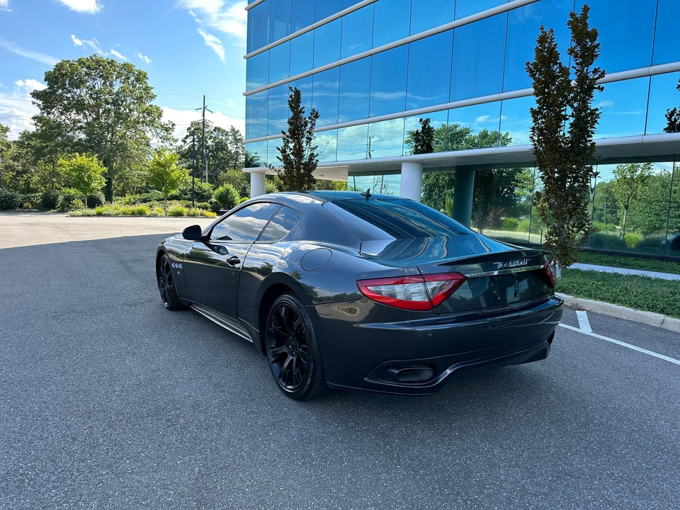 2013 Maserati GranTurismo 1st Gen - Image 15 of 31