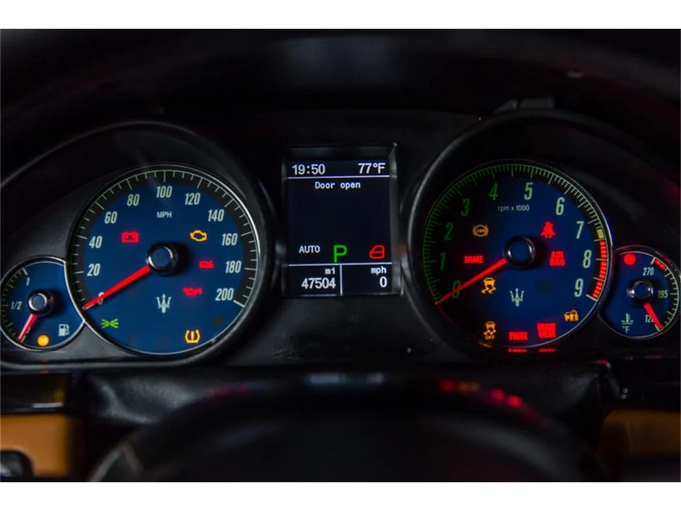2013 Maserati GranTurismo 1st Gen - Image 29 of 31