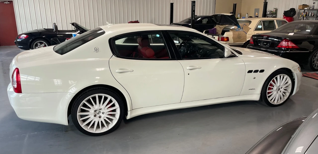 2013 Maserati Quattroporte - Image 22 of 27