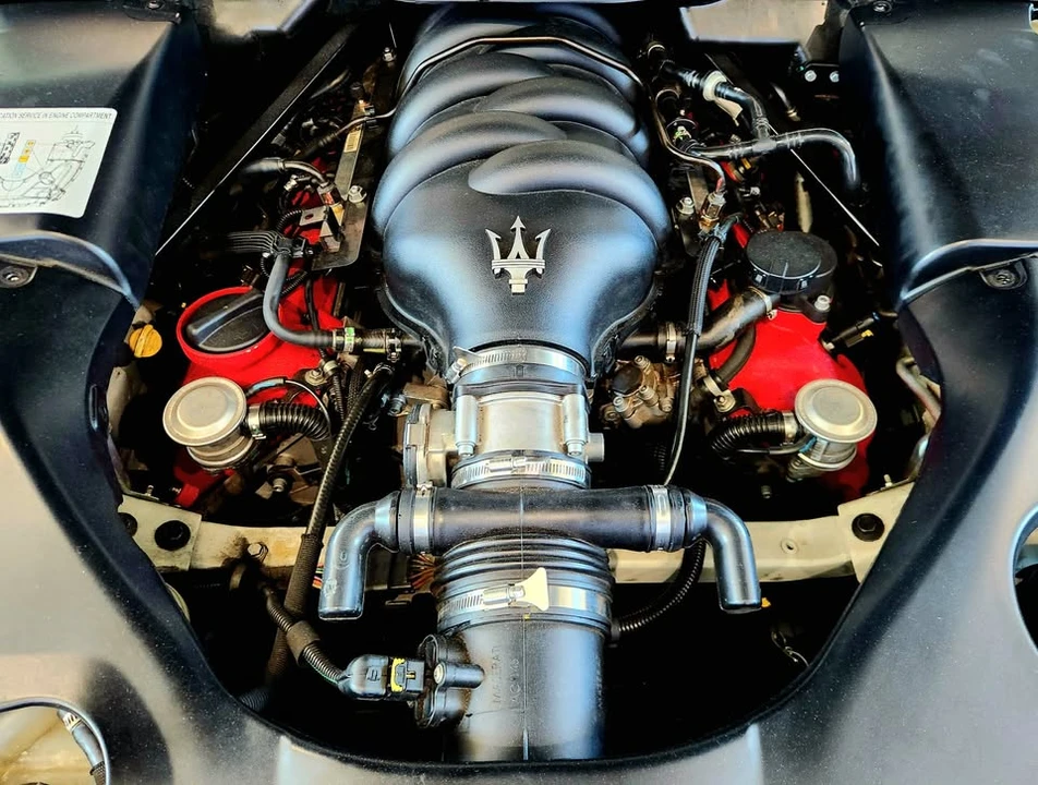2013 Maserati GranCabrio - Image 9 of 20