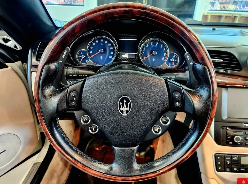 2013 Maserati GranCabrio - Image 17 of 20
