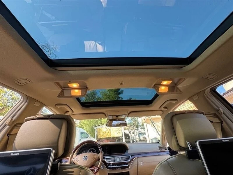 2013 Maybach 57 - Image 12 of 12