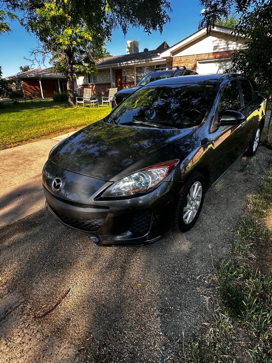 2013 Mazda Mazda 3 2nd Gen - Image 3 of 4