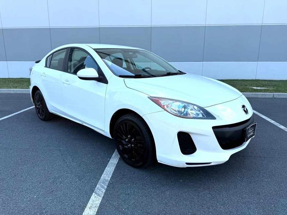 2013 Mazda Mazda 3 2nd Gen - Image 3 of 12