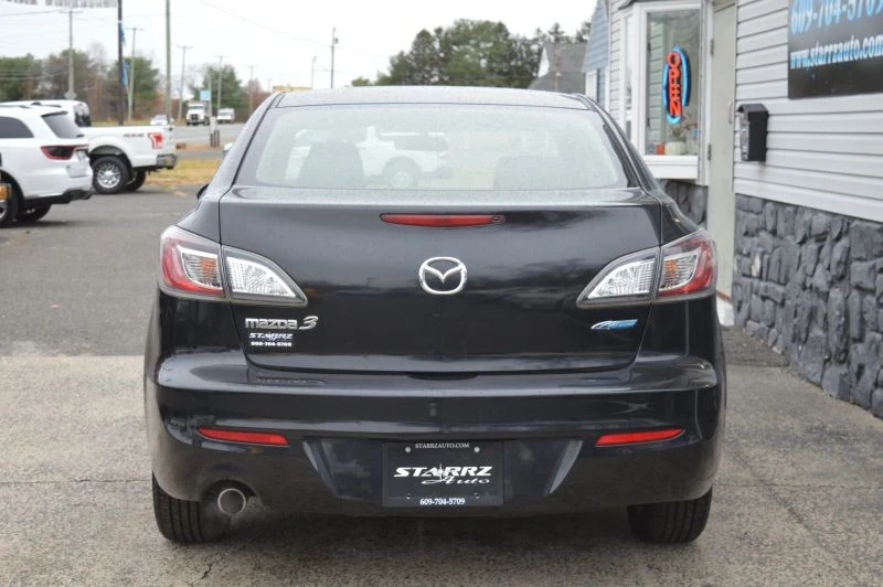 2013 Mazda Mazda 3 2nd Gen - Image 4 of 12