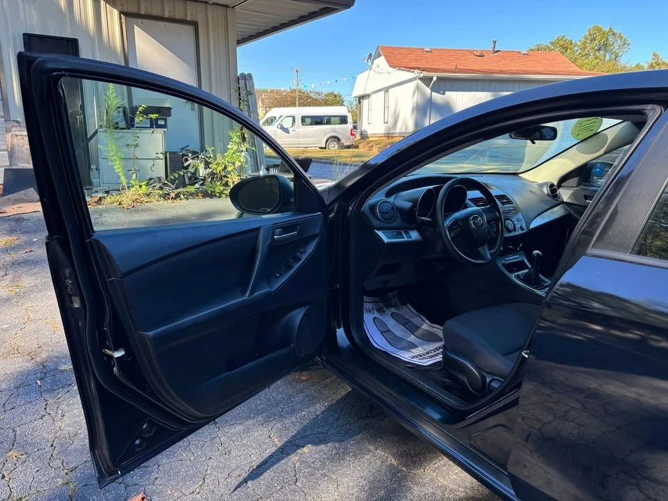 2013 Mazda Mazda 3 2nd Gen - Image 14 of 16