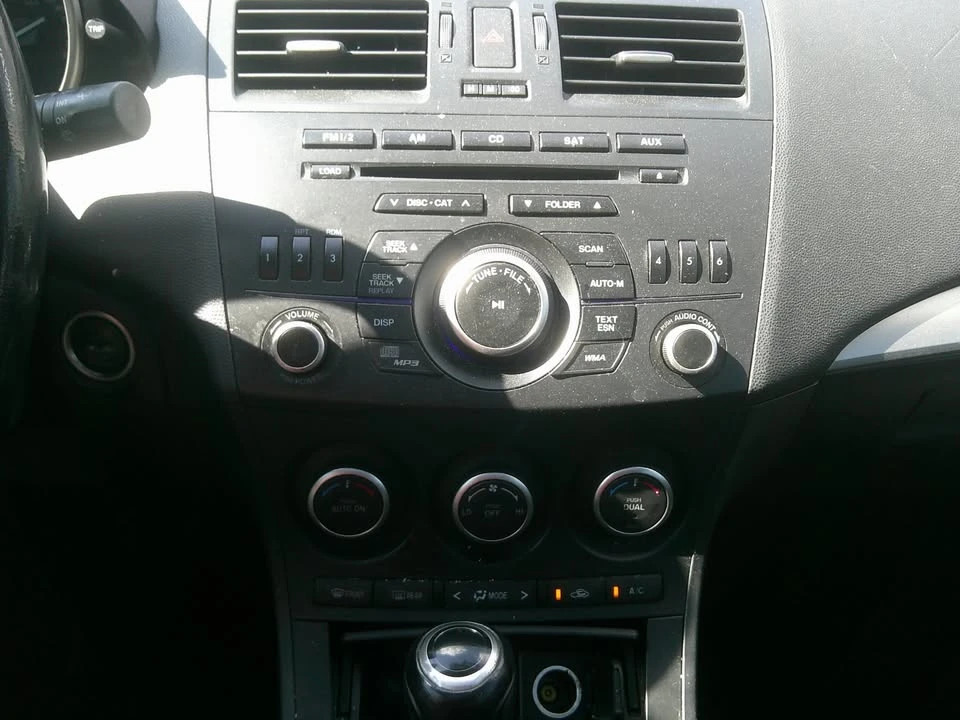 2013 Mazda Mazda 3 2nd Gen - Image 14 of 19