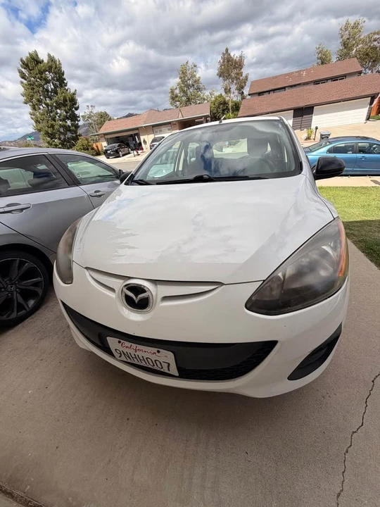 2013 Mazda Mazda 2 2nd Gen - Image 5 of 18
