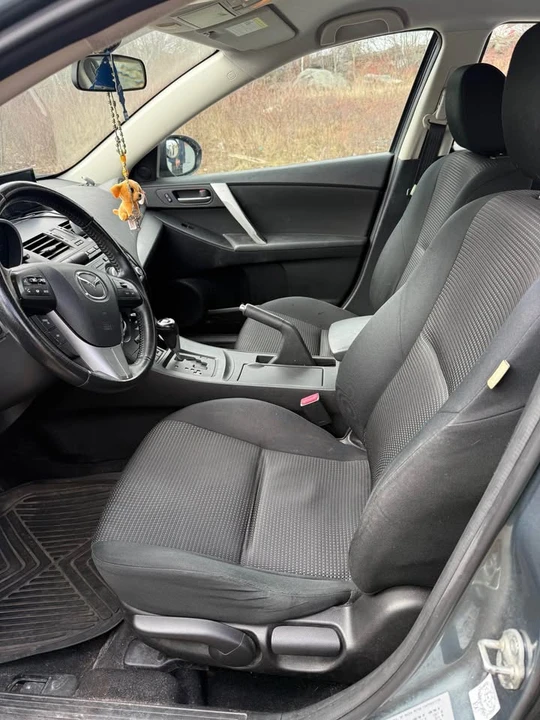 2013 Mazda Mazda 3 2nd Gen - Image 3 of 5
