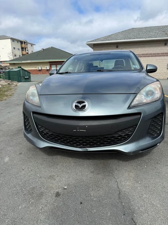 2013 Mazda Mazda 3 2nd Gen - Image 2 of 5
