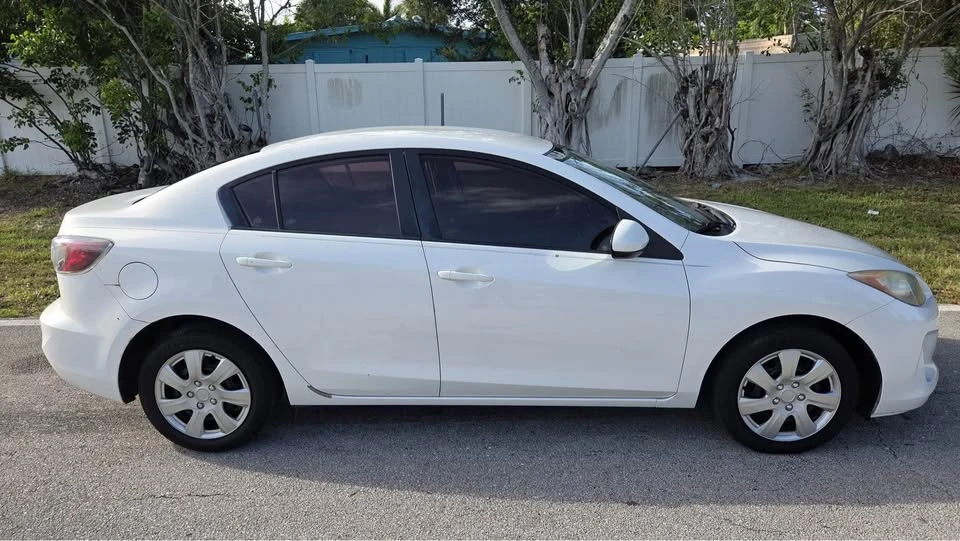 2013 Mazda Mazda 3 2nd Gen - Image 7 of 18