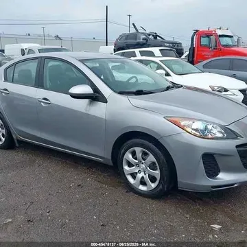 2013 Mazda Mazda3 2.0 Sedan