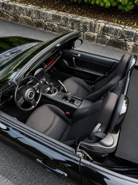 2013 Mazda NC MX-5 Miata - Image 3 of 18