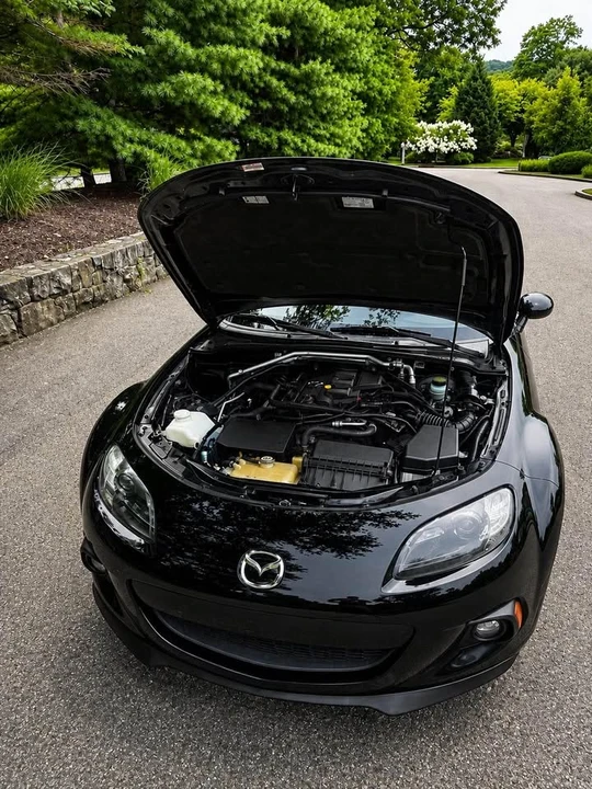 2013 Mazda NC MX-5 Miata - Image 17 of 18