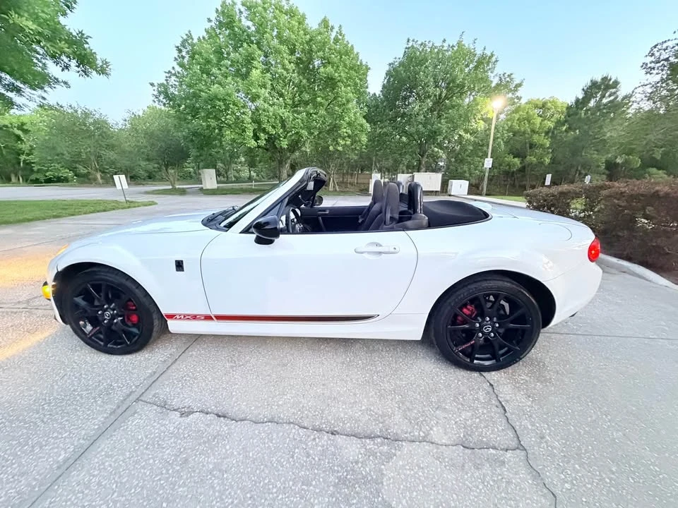 2013 Mazda NC MX-5 Miata - Image 5 of 18