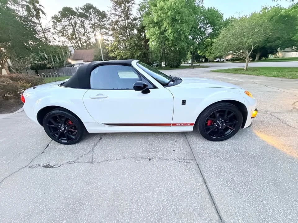 2013 Mazda NC MX-5 Miata - Image 15 of 18