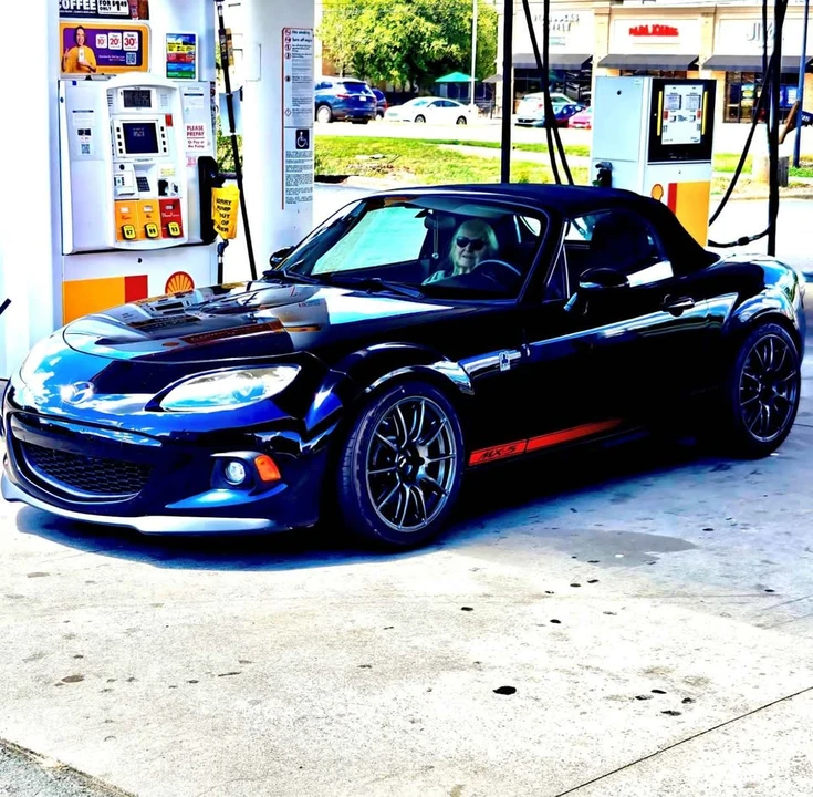 2013 Mazda NC MX-5 Miata - Image 12 of 16