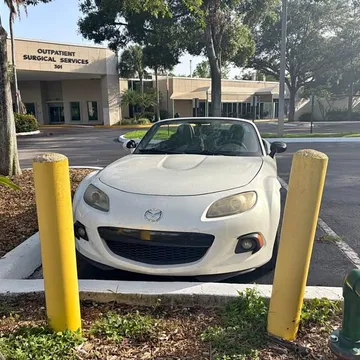 2013 Mazda MX-5 Convertible 2D