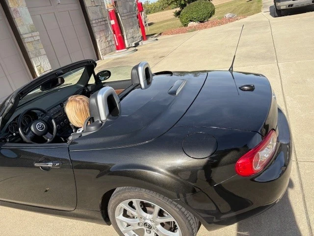 2013 Mazda NC MX-5 Miata - Image 16 of 21