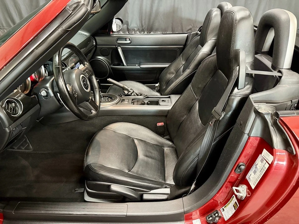 2013 Mazda NC MX-5 Miata - Image 19 of 21