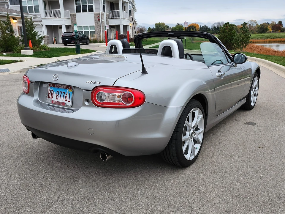 2013 Mazda NC MX-5 Miata - Image 16 of 31