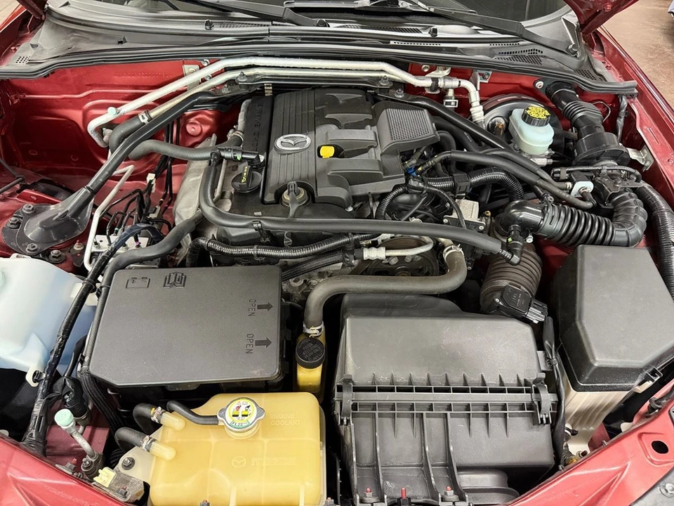 2013 Mazda NC MX-5 Miata - Image 19 of 24