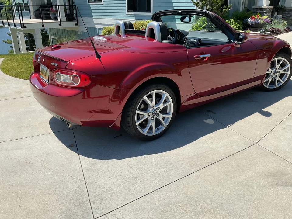 2013 Mazda NC MX-5 Miata - Image 4 of 31